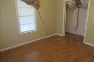 110 Sandra, Edna, TX 77957 - Photo 24