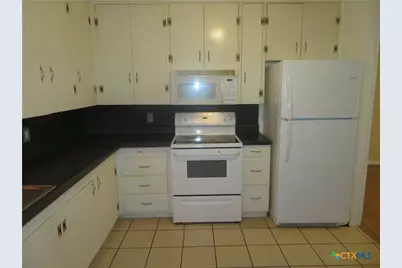 110 Sandra, Edna, TX 77957 - Photo 16