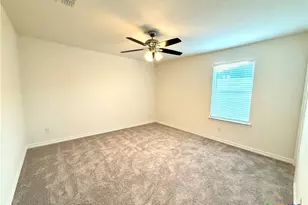 433 Panther Pass, Seguin, TX 78155 - Photo 26