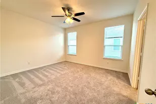 433 Panther Pass, Seguin, TX 78155 - Photo 36