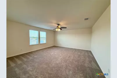 433 Panther Pass, Seguin, TX 78155 - Photo 18