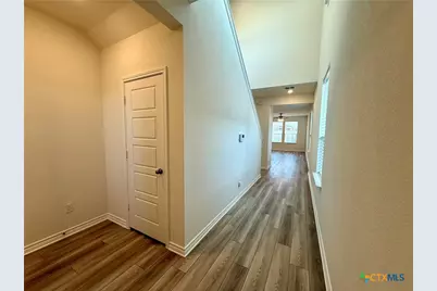 433 Panther Pass, Seguin, TX 78155 - Photo 16