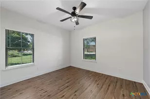 306 Eagle Dr, Eddy, TX 76524 - Photo 22