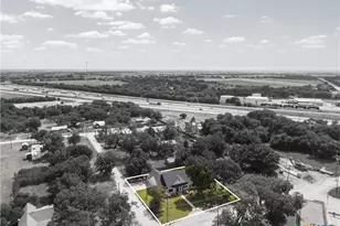 306 Eagle Dr, Eddy, TX 76524 - Photo 28