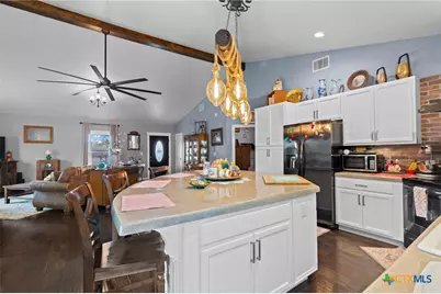 8142 Fm 1447, Yoakum, TX 77995 - Photo 32