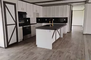 997 Barton Ln, Gatesville, TX 76528 - Photo 2