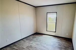 997 Barton Ln, Gatesville, TX 76528 - Photo 4