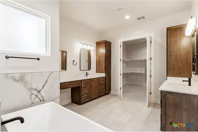 246 Timber Place, La Vernia, TX 78121 - Photo 20