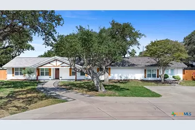 1219 S Church Street, Rockport, TX 78382 - Photo 2