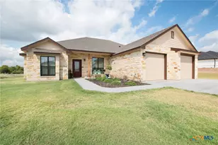 101 Hillside Ln, Lampasas, TX 76550 - Photo 8