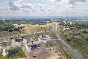 101 Hillside Ln, Lampasas, TX 76550 - Photo 38