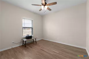 101 Hillside Ln, Lampasas, TX 76550 - Photo 28