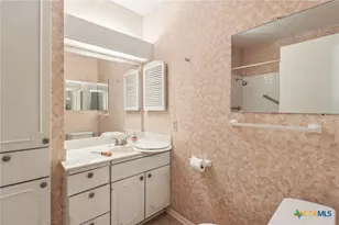 132 Cloverleaf Dr, Schertz, TX 78154 - Photo 20