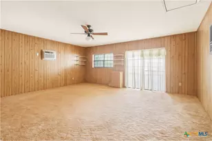 132 Cloverleaf Dr, Schertz, TX 78154 - Photo 14