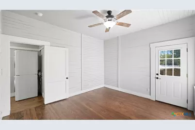 486 E South Street, New Braunfels, TX 78130 - Photo 28