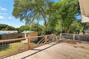 486 E South St, New Braunfels, TX 78130 - Photo 32