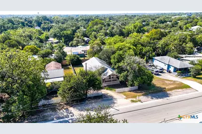 486 E South Street, New Braunfels, TX 78130 - Photo 4