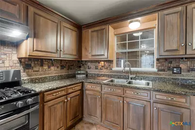 3433 W Tours Road, West, TX 76691 - Photo 16