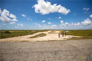 602-698 Cape Velero Dr, Rockport, TX 78382 - Photo 32