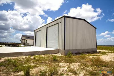 792 Lake Valley Drive, La Vernia, TX 78121 - Photo 8