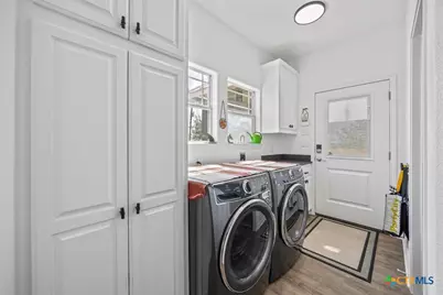 475 County Road 240, Gonzales, TX 78629 - Photo 26