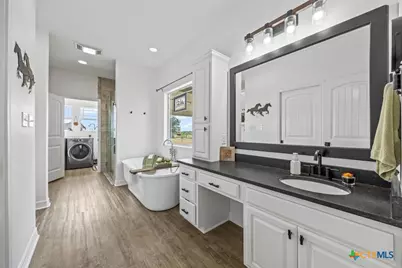 475 County Road 240, Gonzales, TX 78629 - Photo 18