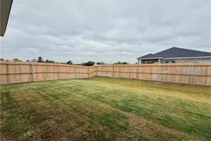 226 Sand Lilly Dr, Temple, TX 76502 - Photo 32