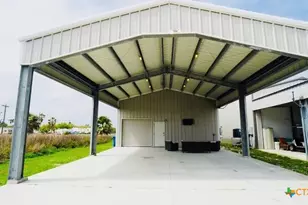 1206 W Commerce St, Port O'Connor, TX 77982 - Photo 8