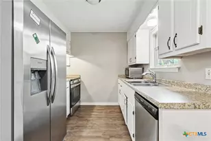 218 Bridle Dr, Copperas Cove, TX 76522 - Photo 12