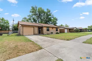 218 Bridle Dr, Copperas Cove, TX 76522 - Photo 2