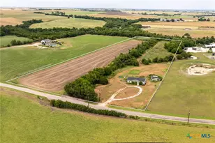 5684 Lindemann Rd, Bartlett, TX 76511 - Photo 22