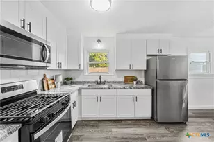 1704 S 41st St, Temple, TX 76504 - Photo 14