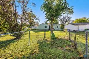 1704 S 41st St, Temple, TX 76504 - Photo 26