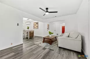 1704 S 41st St, Temple, TX 76504 - Photo 10