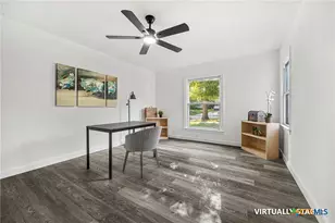 1704 S 41st St, Temple, TX 76504 - Photo 16