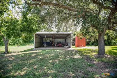 715 Haeber Lane, Tivoli, TX 77990 - Photo 6