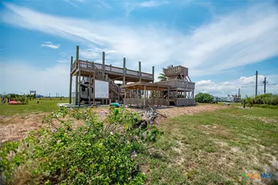 703 N Ocean Drive, Port Lavaca, TX 77979 - Photo 2