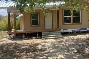 218 S Bright St, Gonzales, TX 78629 - Photo 1