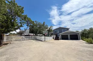 200 San Juan, Canyon Lake, TX 78133 - Photo 2