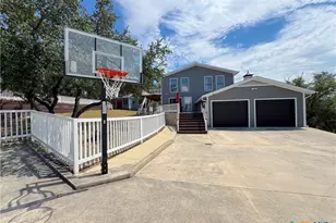 200 San Juan, Canyon Lake, TX 78133 - Photo 4