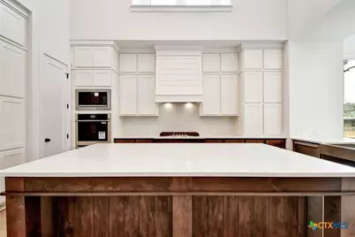 223 Possumhaw Lane, San Marcos, TX 78666 - Photo 2