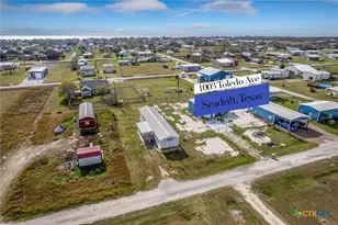 1003 W Toledo St, Seadrift, TX 77983 - Photo 28