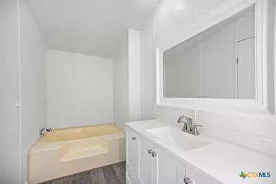 1003 W Toledo Street, Seadrift, TX 77983 - Photo 22