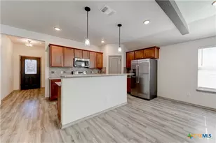 902 Hickok Dr, Killeen, TX 76542 - Photo 2