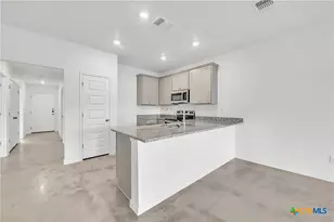 908 Smoke Tree Ln, Killeen, TX 76543 - Photo 2