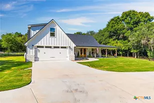 428 12th St, Valley Mills, TX 76689 - Photo 2