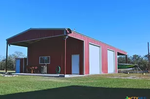 949 Abrameit Rd, Goliad, TX 77963 - Photo 22