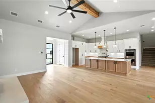 306 Toucan Dr, Spring Branch, TX 78070 - Photo 10