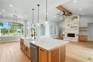 306 Toucan Dr, Spring Branch, TX 78070 - Photo 14