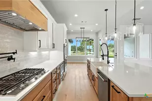 306 Toucan Dr, Spring Branch, TX 78070 - Photo 1